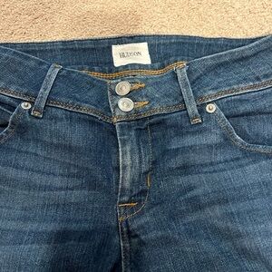 Hudson Low Rise Skinny Jean, size 28